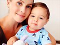 Claire Holt con su hijo James Holt Joblon | 2020