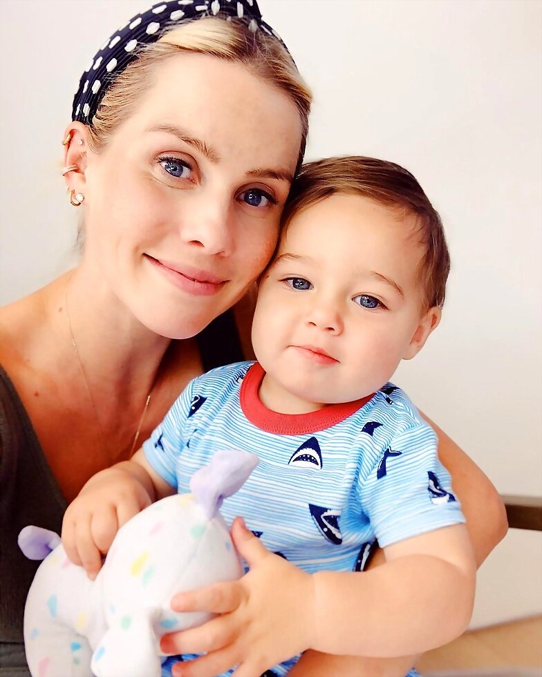 Claire Holt con su hijo James Holt Joblon | 2020