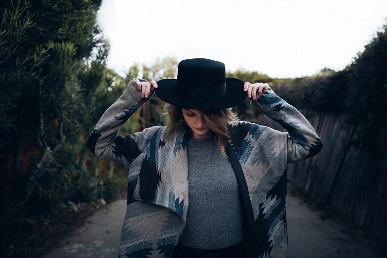 Cariba Heine photoshoot Mar Vista Art Dept 2015