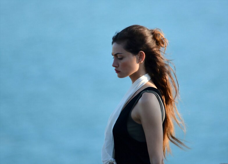 Phoebe Tonkin en Billionaire Ransom/Take Down 2016