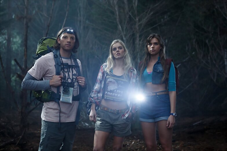 Indiana Evans en la serie Ash vs Evil Dead (2015)