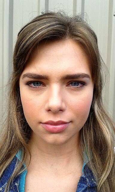 Indiana Evans en la serie Ash vs Evil Dead (2015)