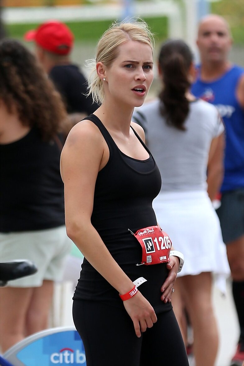 Claire Holt - 2016 Life Time South Beach Triathlon