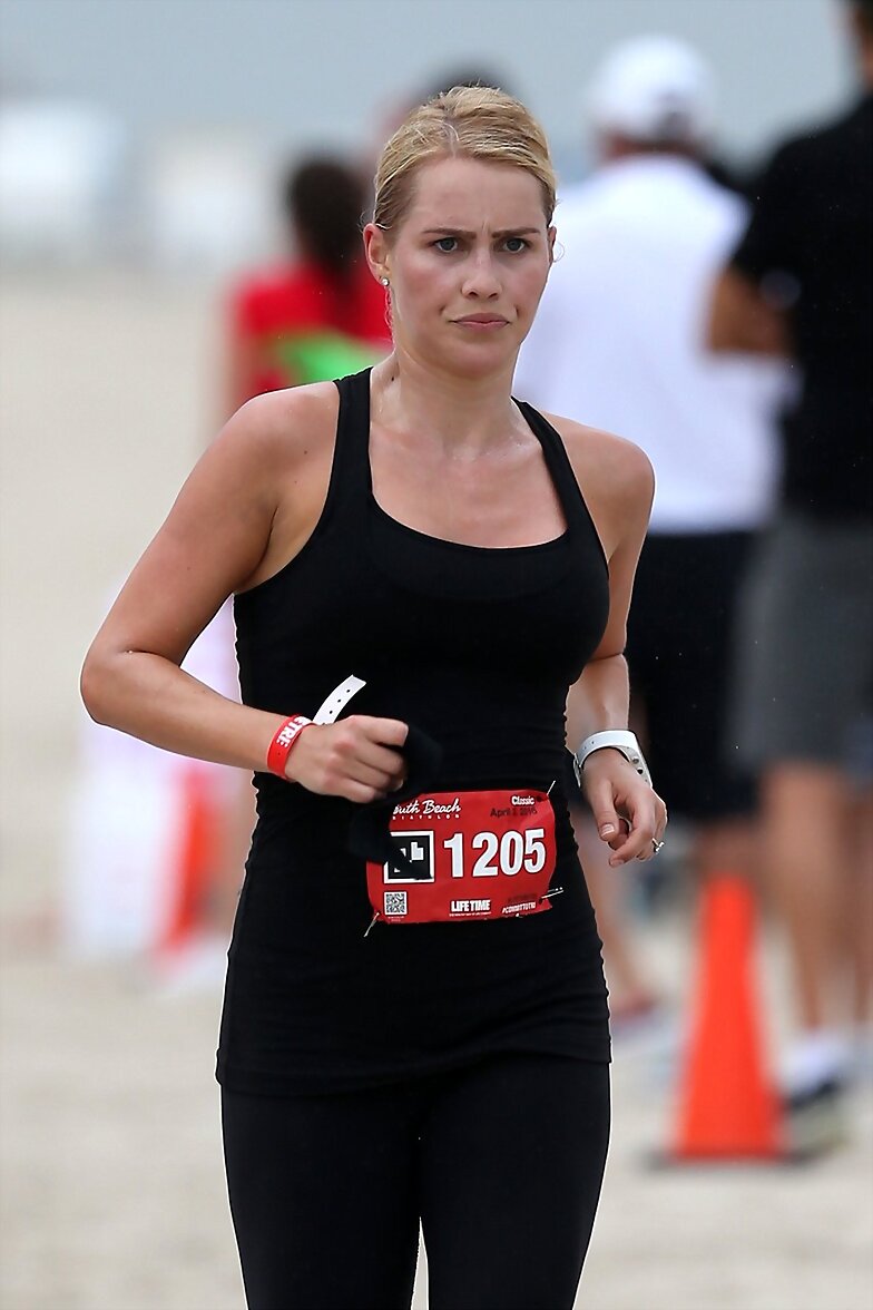 Claire Holt - 2016 Life Time South Beach Triathlon
