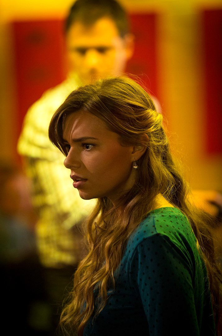 Indiana Evans en la serie House Husbands (2015)