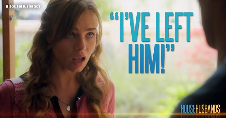 Indiana Evans en la serie House Husbands (2015)