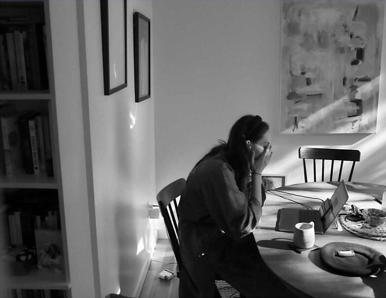 Phoebe Tonkin va a ser tia! Abby esta embarazada
