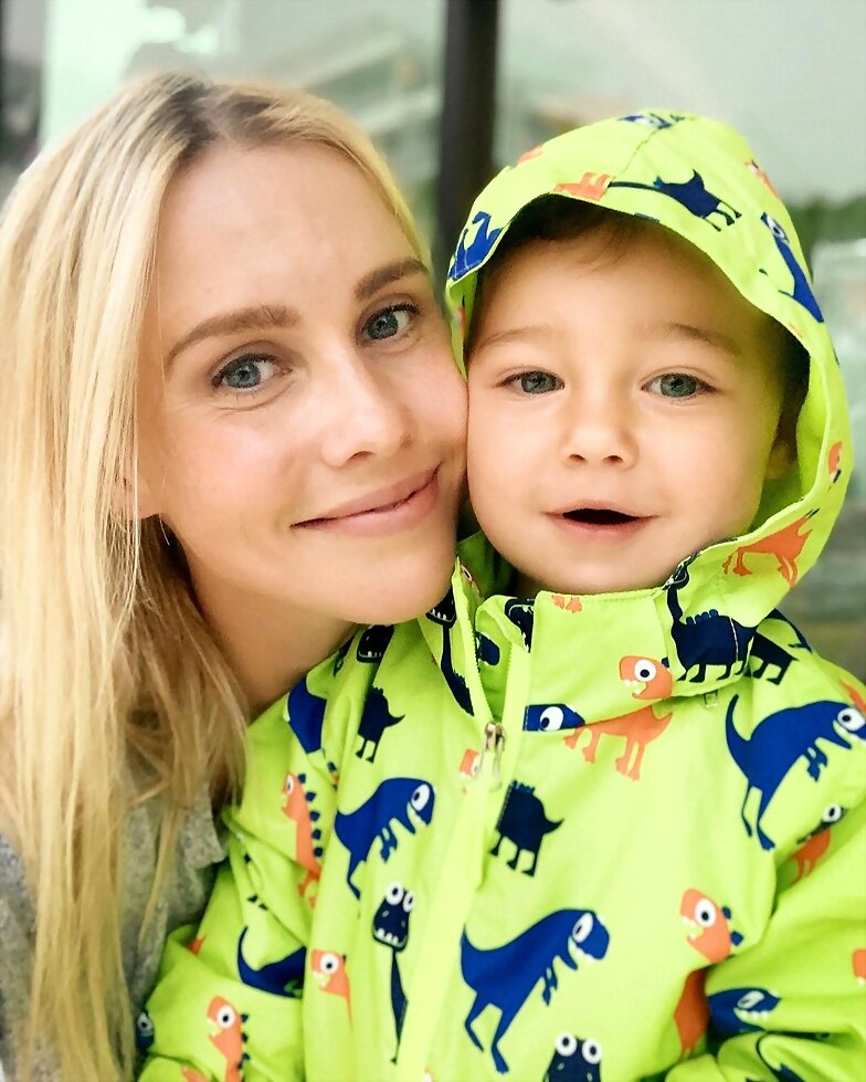 Claire Holt con su hijo James Holt Joblon | 2021