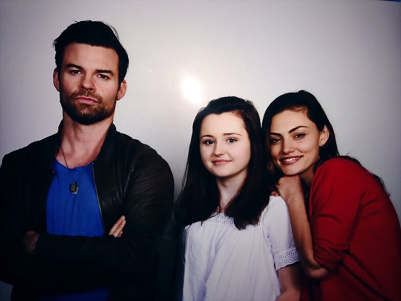 Phoebe Tonkin Insurgence 8 TVD convention Jun 2016