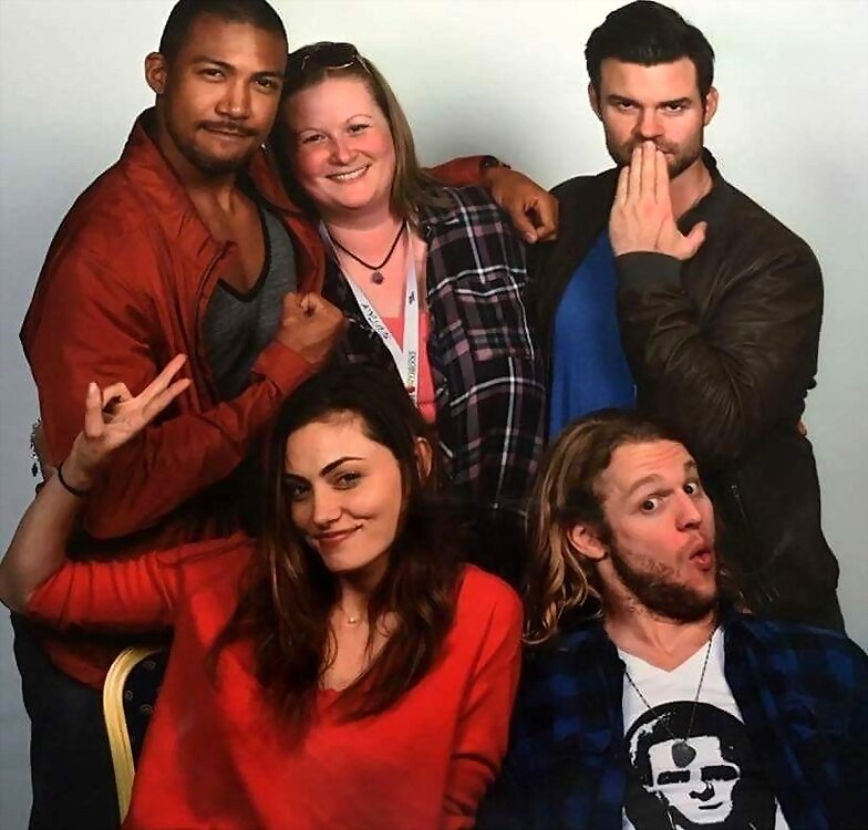 Phoebe Tonkin Insurgence 8 TVD convention Jun 2016