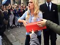 Claire Holt con fans en Paris, Francia, May 2016