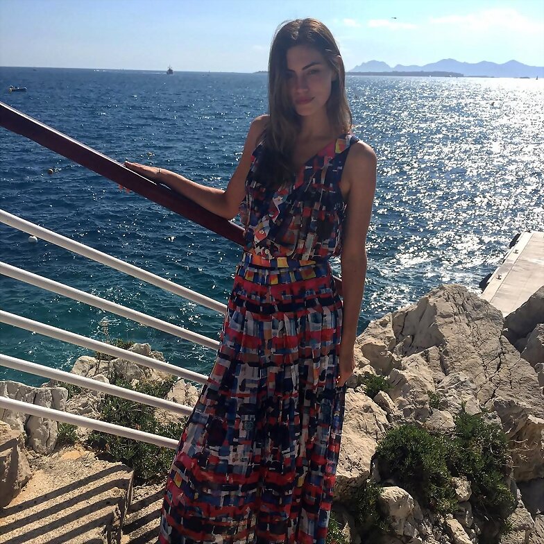 Phoebe Tonkin en Grasse, France 2016