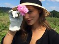 Phoebe Tonkin flores para Chanel No.5, France 2016