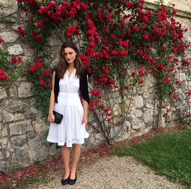Phoebe Tonkin en Grasse, France, May 2016