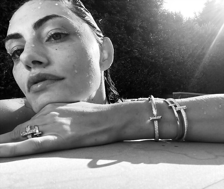 Phoebe Tonkin | 2020