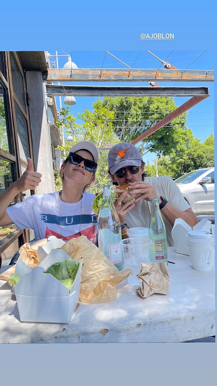 Claire Holt & su marido Andrew Joblon, Aug 2021
