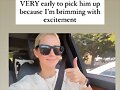 Claire Holt recoge a James primer dia escuela