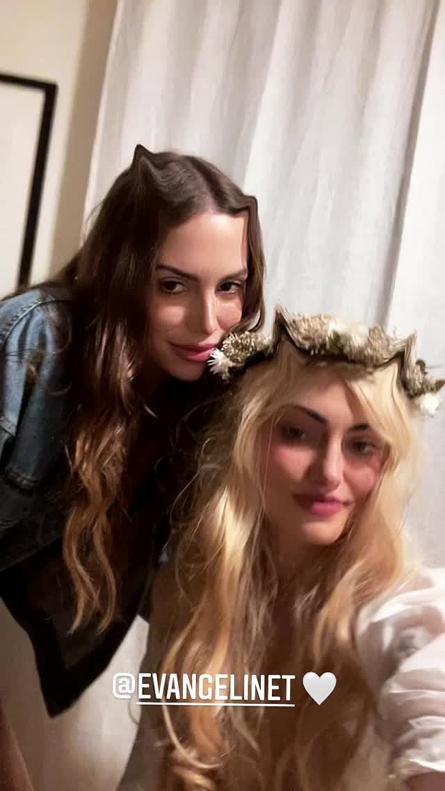 Phoebe Tonkin en Halloween 2021