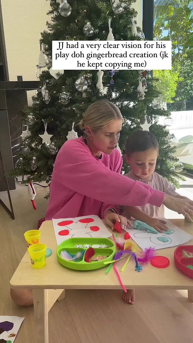 Claire Holt con su hijo James Holt Joblon | 2021