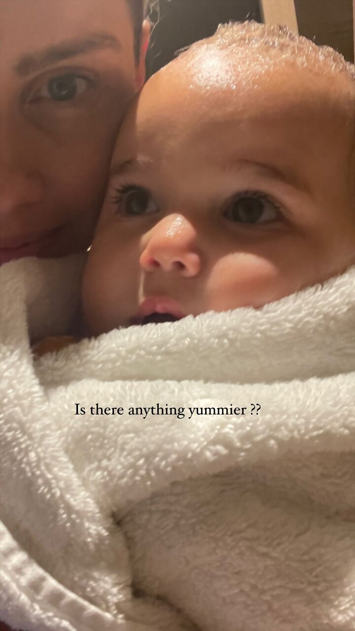 Claire Holt con su hija Elle Holt Joblon | 2022