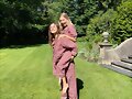 Phoebe Tonkin en la boda su hermana Abby |Dec 2021