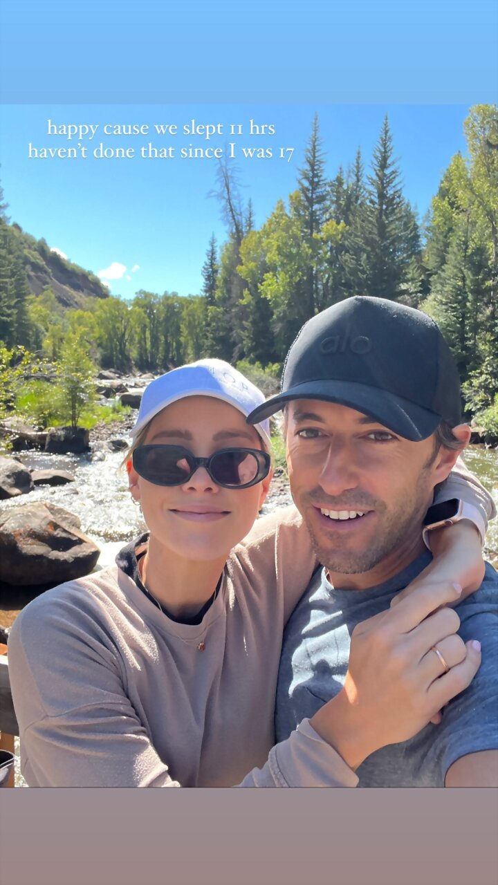 Claire Holt & su marido Andrew Joblon, Aug 2022
