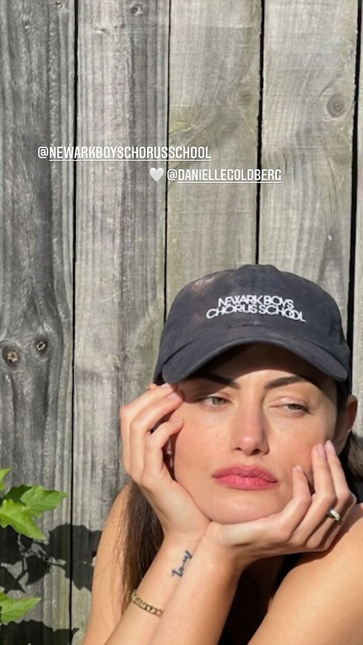 Phoebe Tonkin  | December 2021