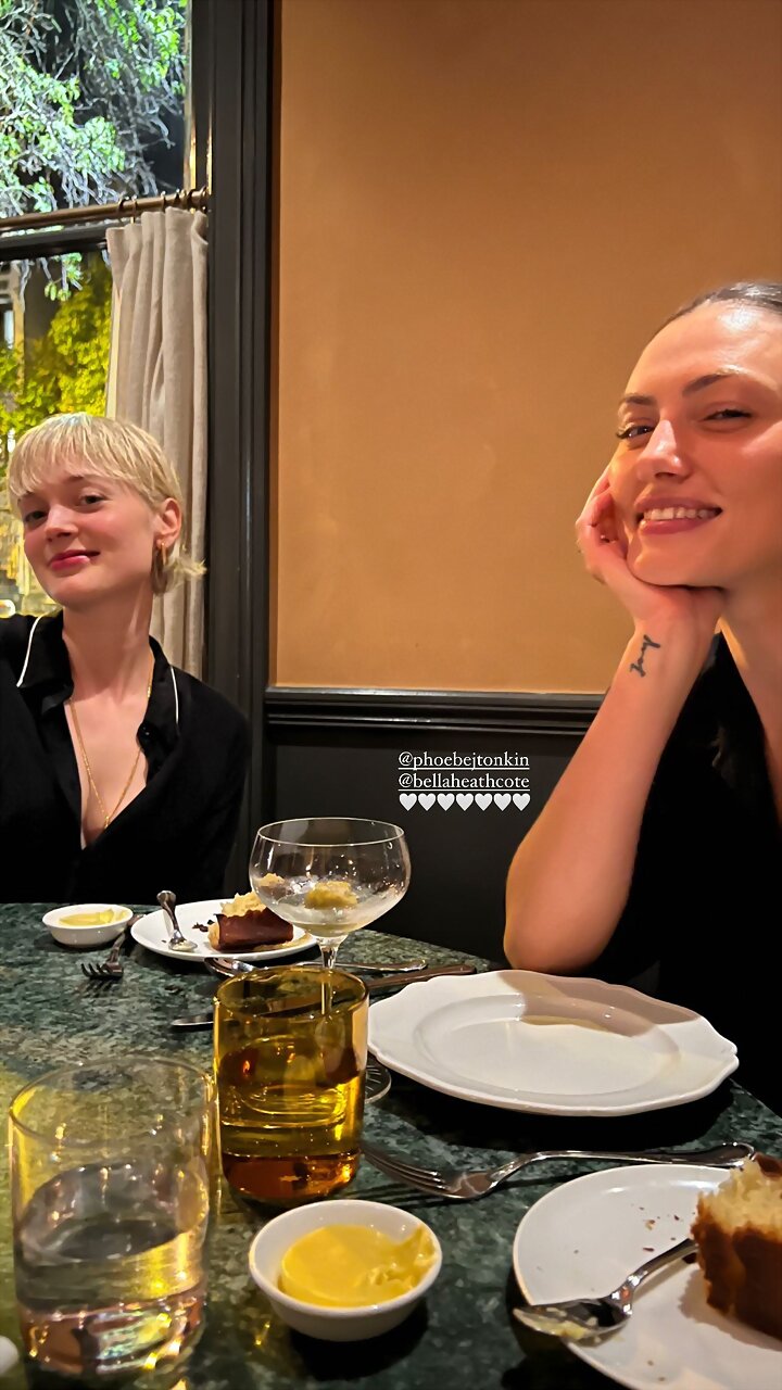 Phoebe Tonkin & Bella Heathcote | Sept 2022