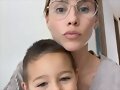 Claire Holt con su hijo James Holt Joblon | 2022