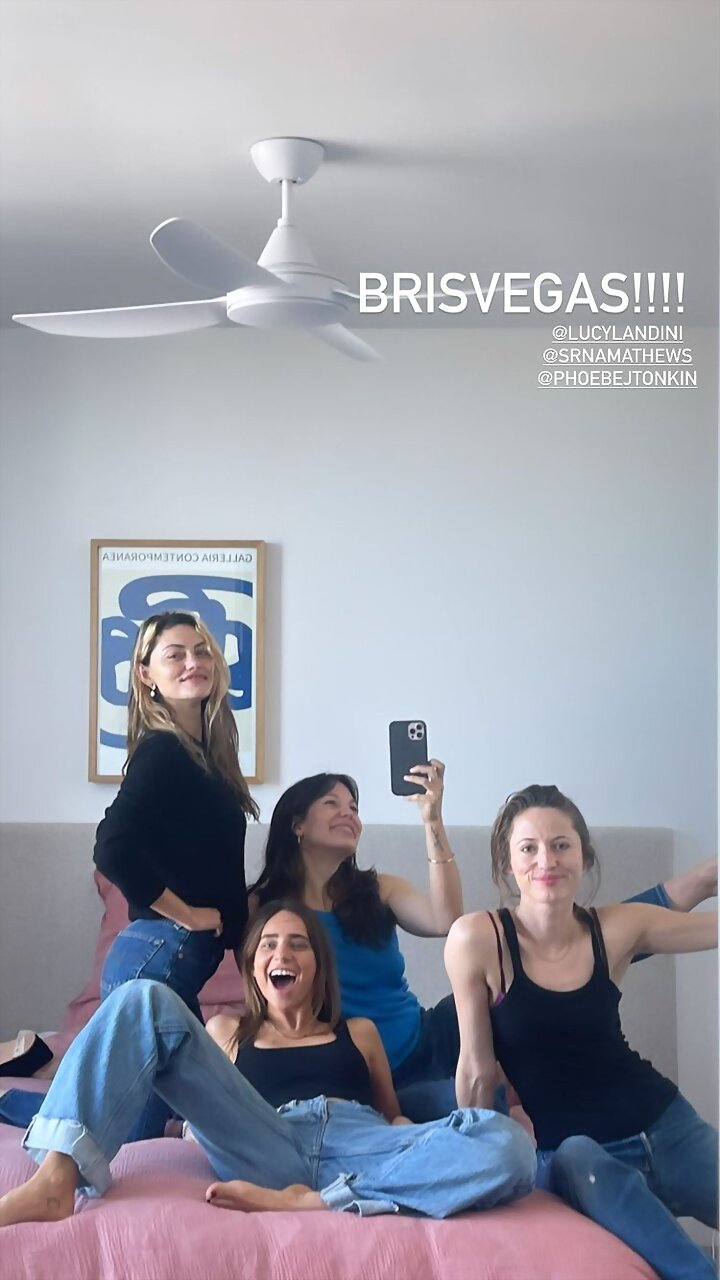 Phoebe Tonkin  | Sept 2022