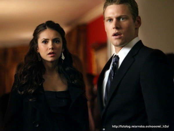 Crónicas Vampíricas - 3x09 Baile de bienvenida