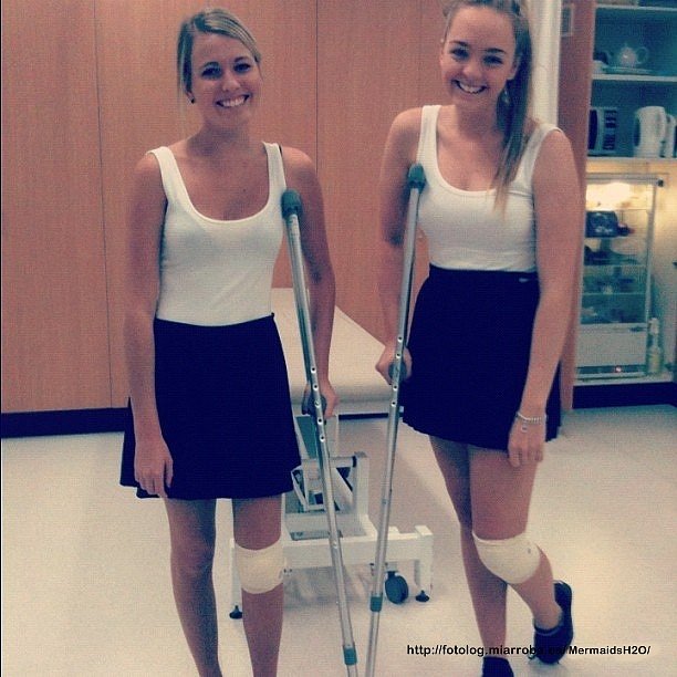 Cleo Massey con una amiga