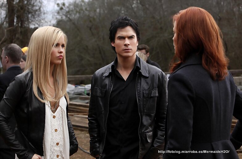 Crónicas Vampíricas - 3x17 Rompiéndose atreves