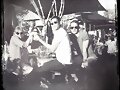 Cariba Heine con sus amigos
