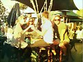 Cariba Heine con sus amigos