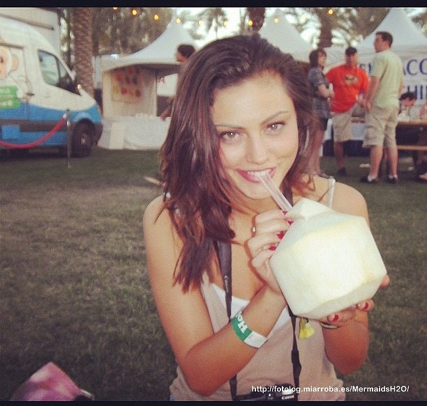 Phoebe Tonkin