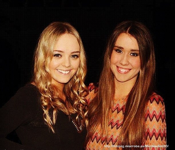 Cleo Massey con una amiga