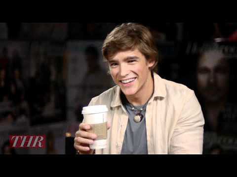 Brenton Thwaites habla sobre &#039;Blue Lagoon&#039;