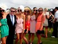 Cleo Massey con sus amigas