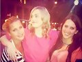 Claire Holt y su hermana