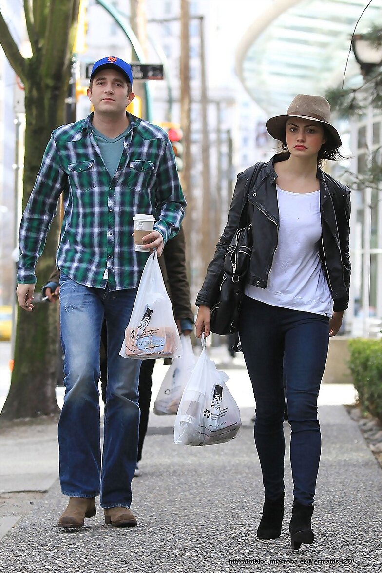 Phoebe Tonkin - Urban Fare in Vancouver, Canada