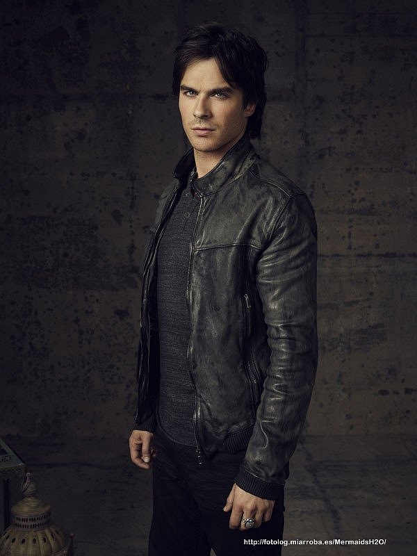Ian Somerhalder como Damon Salvatore en TVD