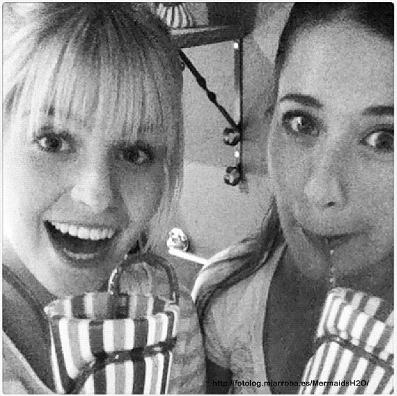 Amy Ruffle y Gemma Forsyth (Sirena y Evie)