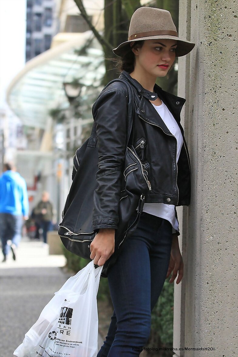Phoebe Tonkin - Urban Fare in Vancouver, Canada