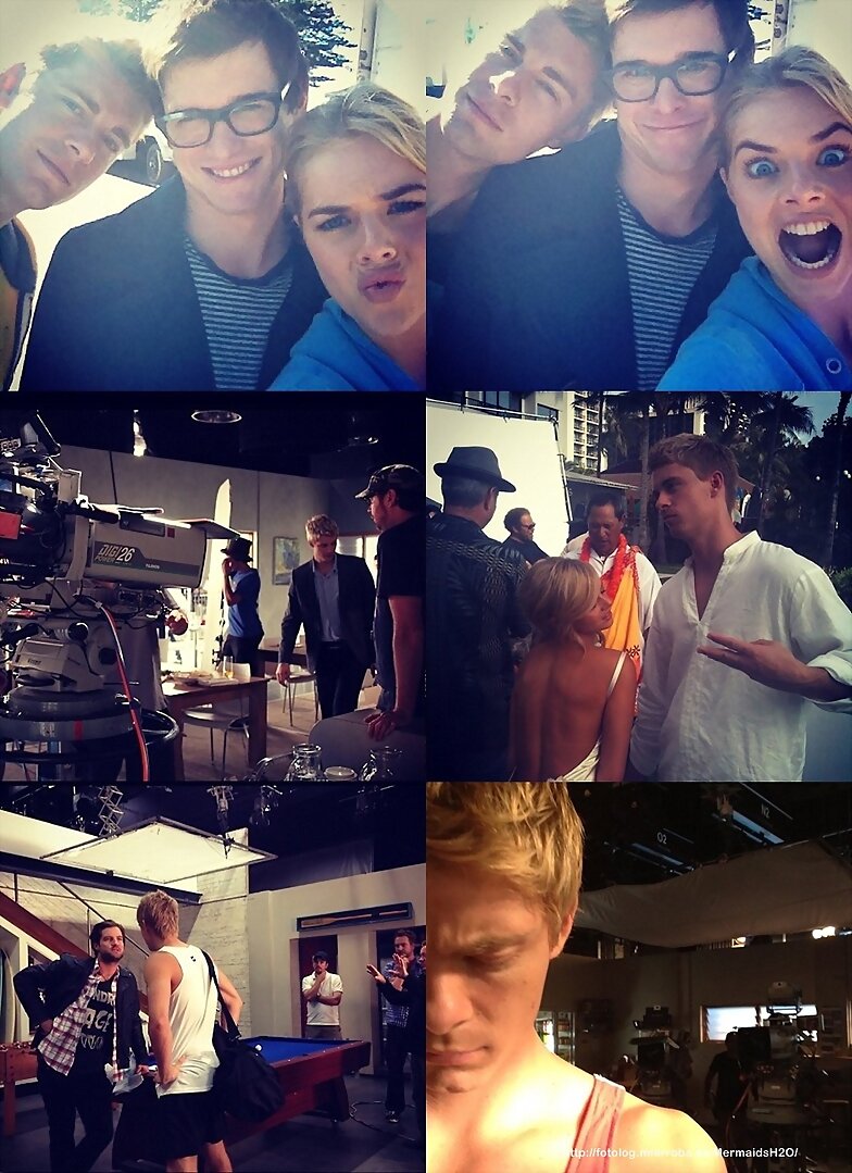 Luke Mitchell en el set de "Home and Away"