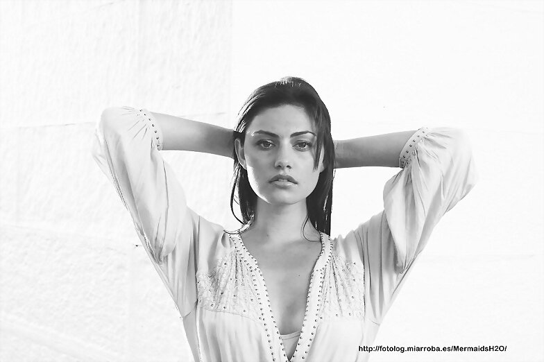 Phoebe Tonkin photoshoot Banjo McLachlan 2010