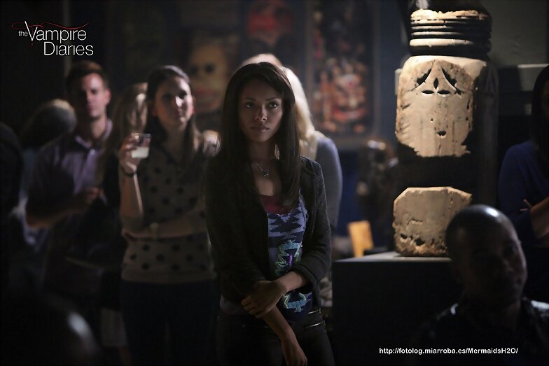 Crónicas Vampíricas 4x06 We All Go A Little Mad ..