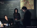 Cr&oacute;nicas Vamp&iacute;ricas 4x06 We All Go A Little Mad ..