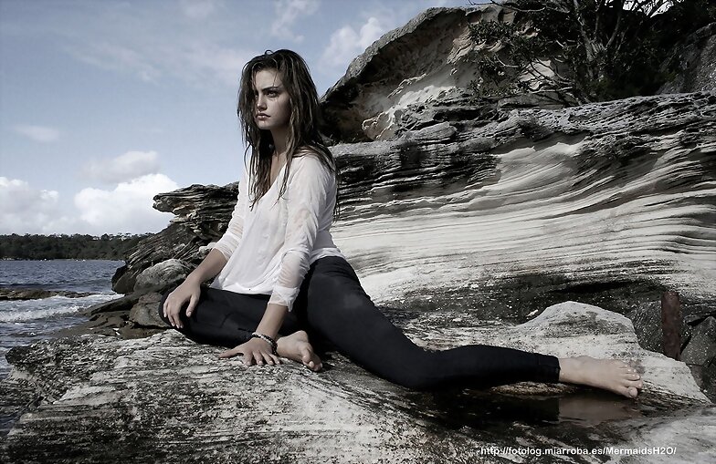 Phoebe Tonkin photoshoot Alice Ford 2011