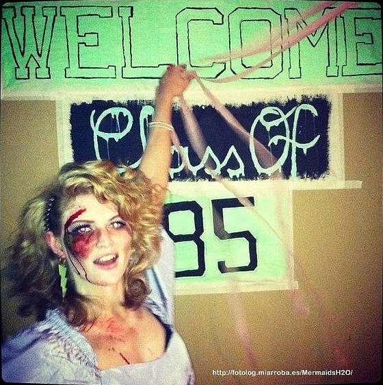 Cariba Heine disfrazada el día de Halloween